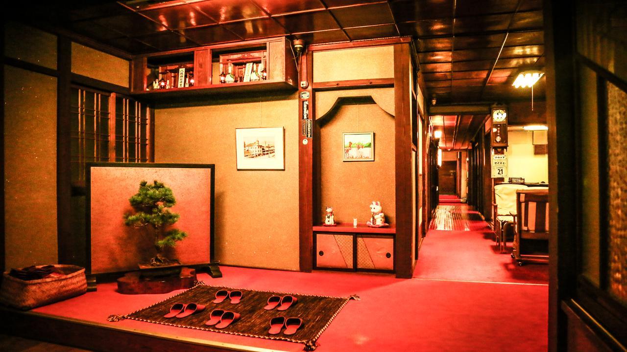 Matsubaya Guesthouse Ōmachi Exteriör bild